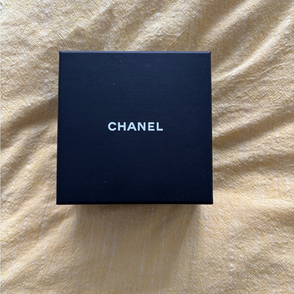 Chanel Black Box